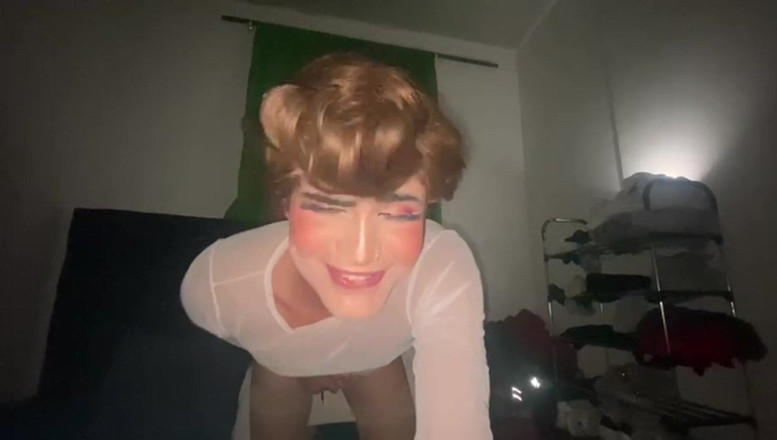 KenPrince: Она долго ждала мрачного романа с мужчиной, которого встретила в спортзале