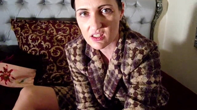 Mary Amputee Pretender: Mary amp - pegleg ke saath land hilaane ke nirdesh
