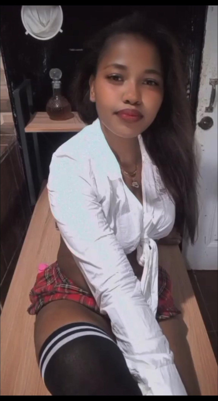 Minayi: La tua mora ti stava aspettando