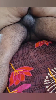 Aku ngentot pacarku yang manis 3