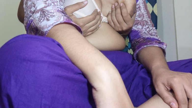 Nadiyabd: Tonight I Fucked My Stepsister's Milk Dripped in an Empty...
