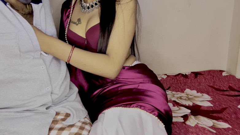 Siya Singh: Hot Bhabhi Ke Saath Gift De Kar Fuck Full Desi...