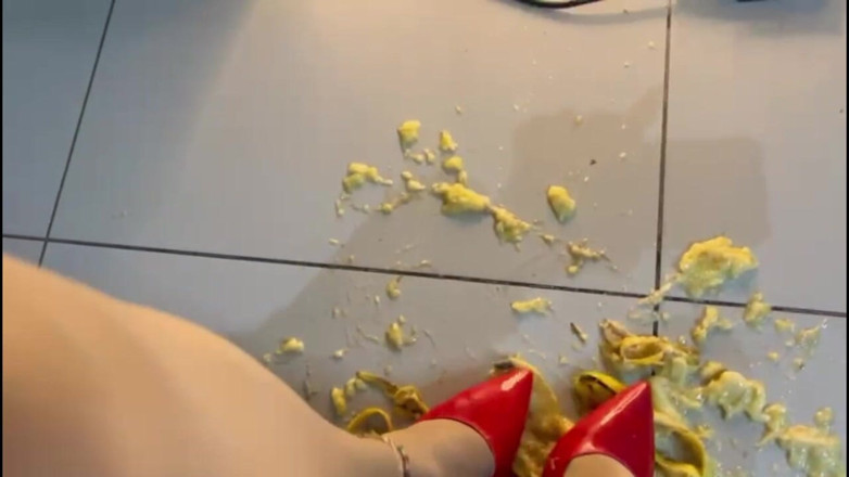 Maeling: Domme Boss Crushing Your Cock Banana in Red High Heels