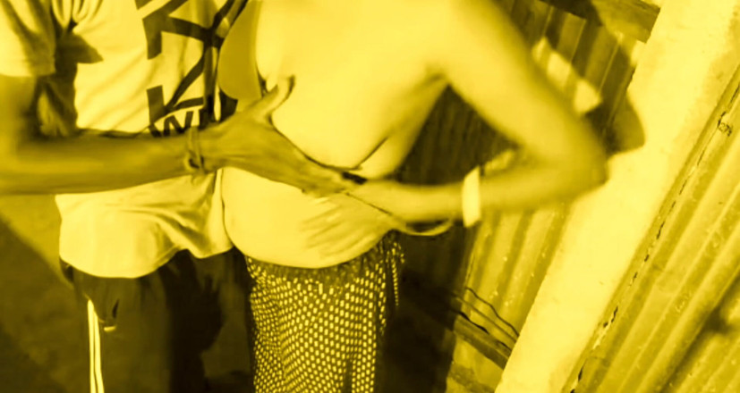Teensex: Debor nemá šanci postavit se milf bhabi velké krásné kozy a šťavnatý...