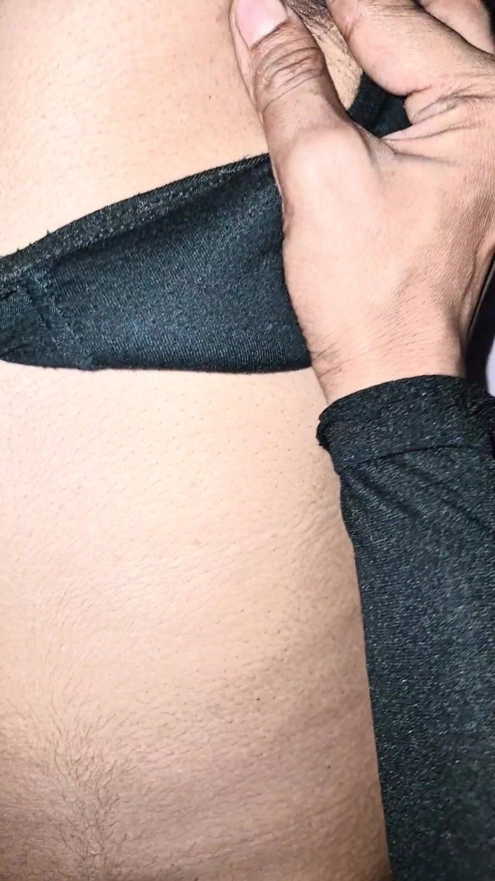 Thenaughtyhand2: Mengongkek teman wanita miang saya dengan keras