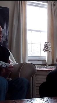 Марі сказала, що знімайте відео тіні, чули, як грають у відео
