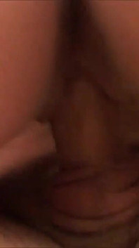 Karım beni ihmal ediyor ve şişman ve azgın komşumu sikiyorum