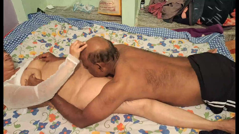 Sexy sindu: Femeie frumoasă sexy cu fundul mare și sexy, sex de vis