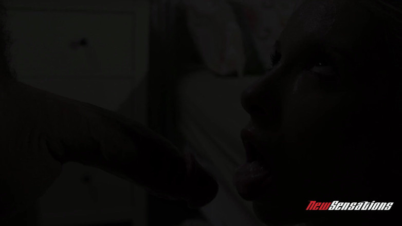 New Sensations: Kenzie는 플레이타임을 준비중입니다