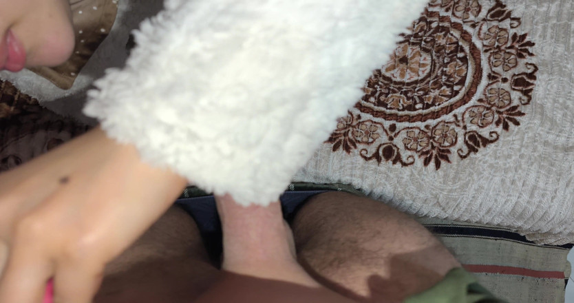 Moroccancouple: Raspando o cabelo da buceta da minha esposa e ela...