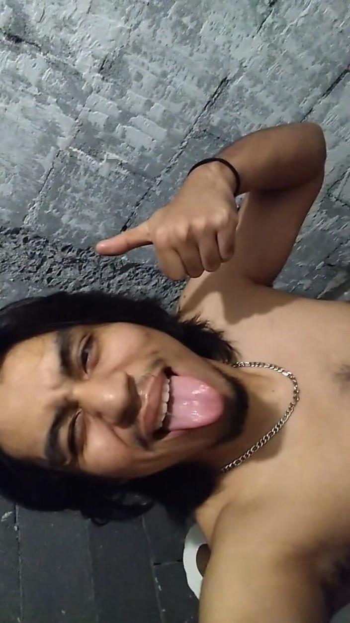 AlexAlejandro13: En El Baño Dándole Duro