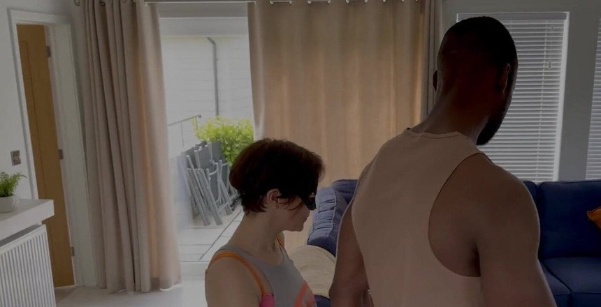 Queen-Lucy: 10 Inch BBC Coming Through Stomach, Doggy, Hard Fucking, Cuckold,...
