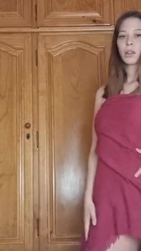 Латина з великою дупою
