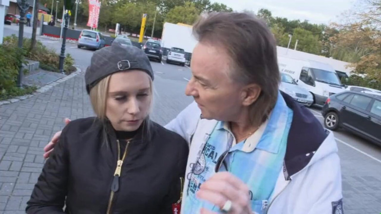 Deutschland porn: Caçador de celebridades - Cena # 04