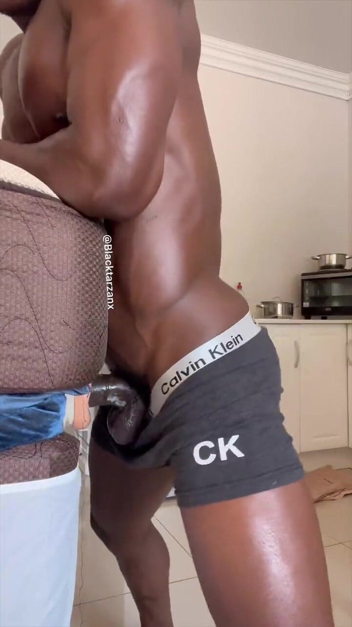 DamagedUnity9: Kåt i morse