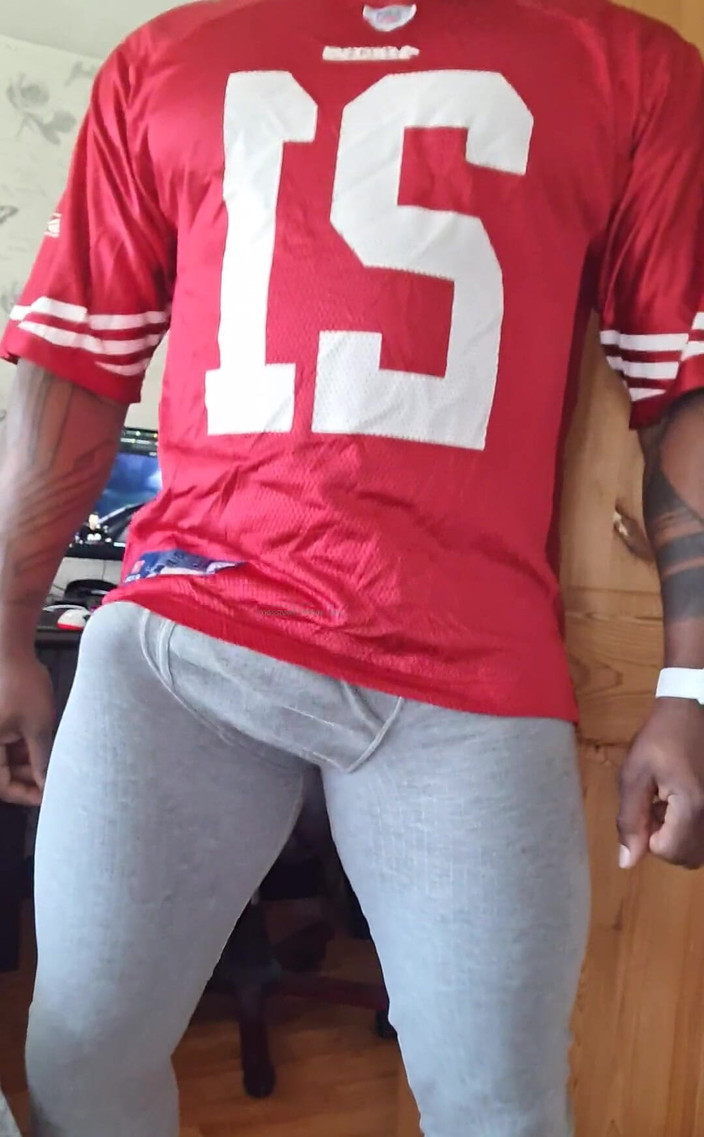 Amadeus: Bu gömleğin bende olduğunu unuttum