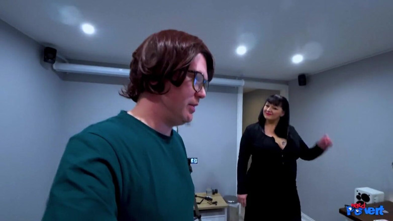 Nerd Pervert: Devon Breeze - Dua Percikan Air Mani