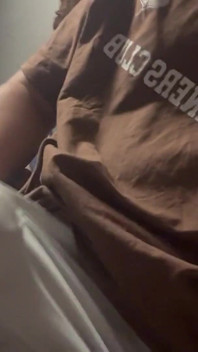 Jsem tak sexy, že mi penis v boxerkách příliš vyniká