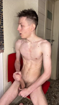 Detik pancutan mani besar-besaran Twink