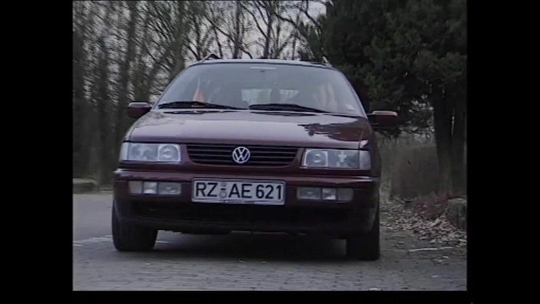 MMV films - The Original: Fantastyczna Młoda dziewczyna Ass fucked i wytryski na owłosione cipki...