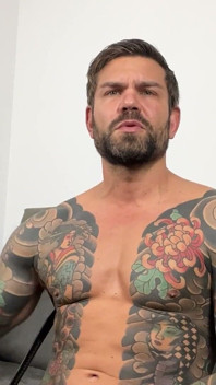 Chulazo Tatuado Muestra Todo Y Descarga