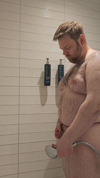 Chub Showers in Hotel