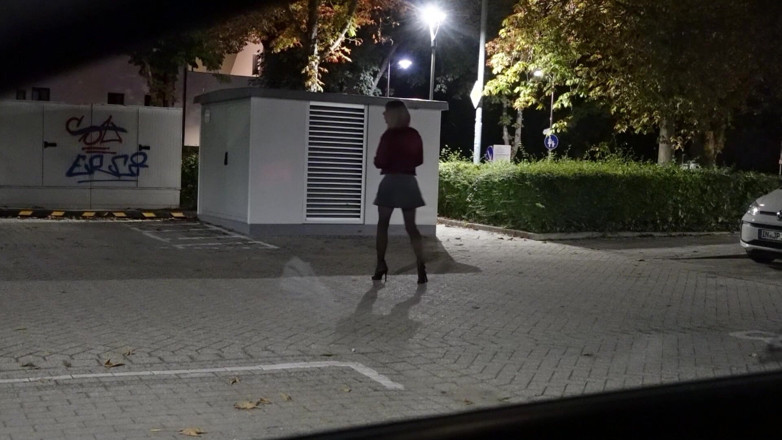 Loreleyadd: Fuck My Dildo on Parking Lot in Stockings