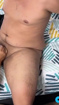 Suami kawan saya memikat saya dan saya membayarnya dengan blowjob mendalam dengan cara dia sukakannya