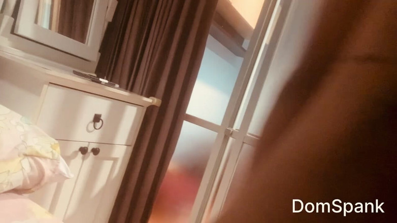 RealDomSpank: Ebenová modelka tvrdě šuká a nutí ji užívat si mého ptáka