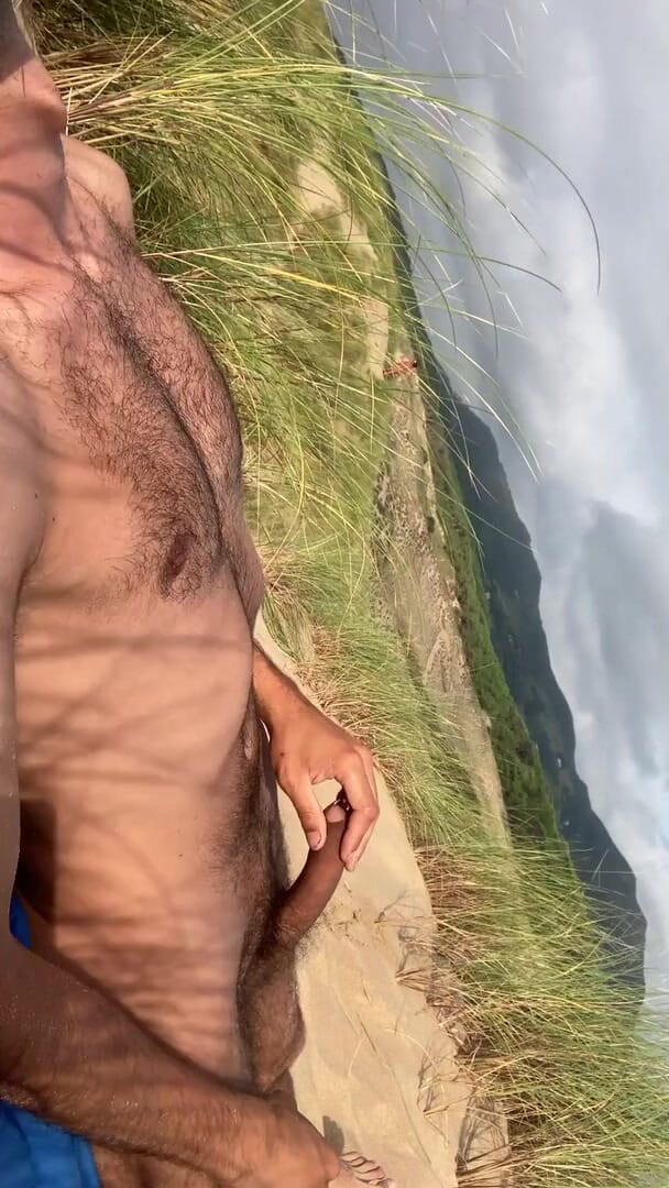 The Septum Guy: Plaj hikayeleri
