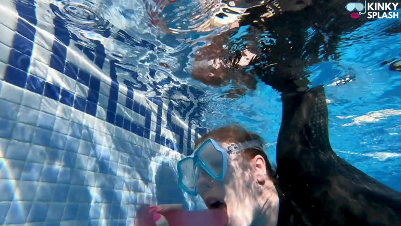 UKCuteGirl Lucy Lauren: Wetsuit Underwater Dildo Blowjob - Neoprene Masked Suck Slut