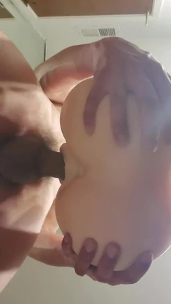 섹스 보지를 즐기는 어린 소년