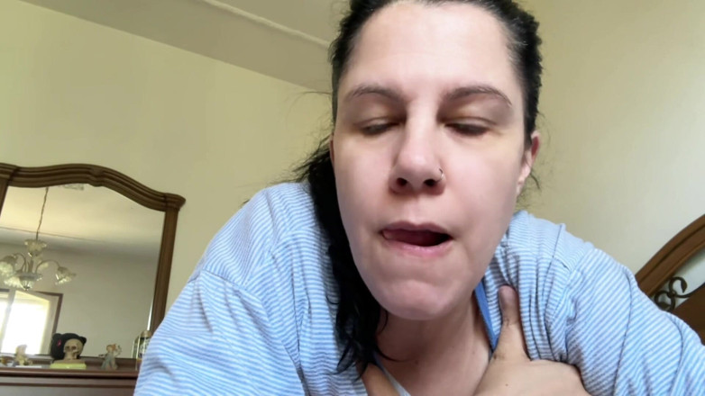 Bergami Melissa: 패자 후장 구멍에 대한 웜 잔인한 POV 굴욕보다 더 아무것도