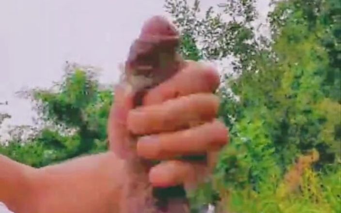 Slutboyben: Kutas w deszczu pod prysznicem
