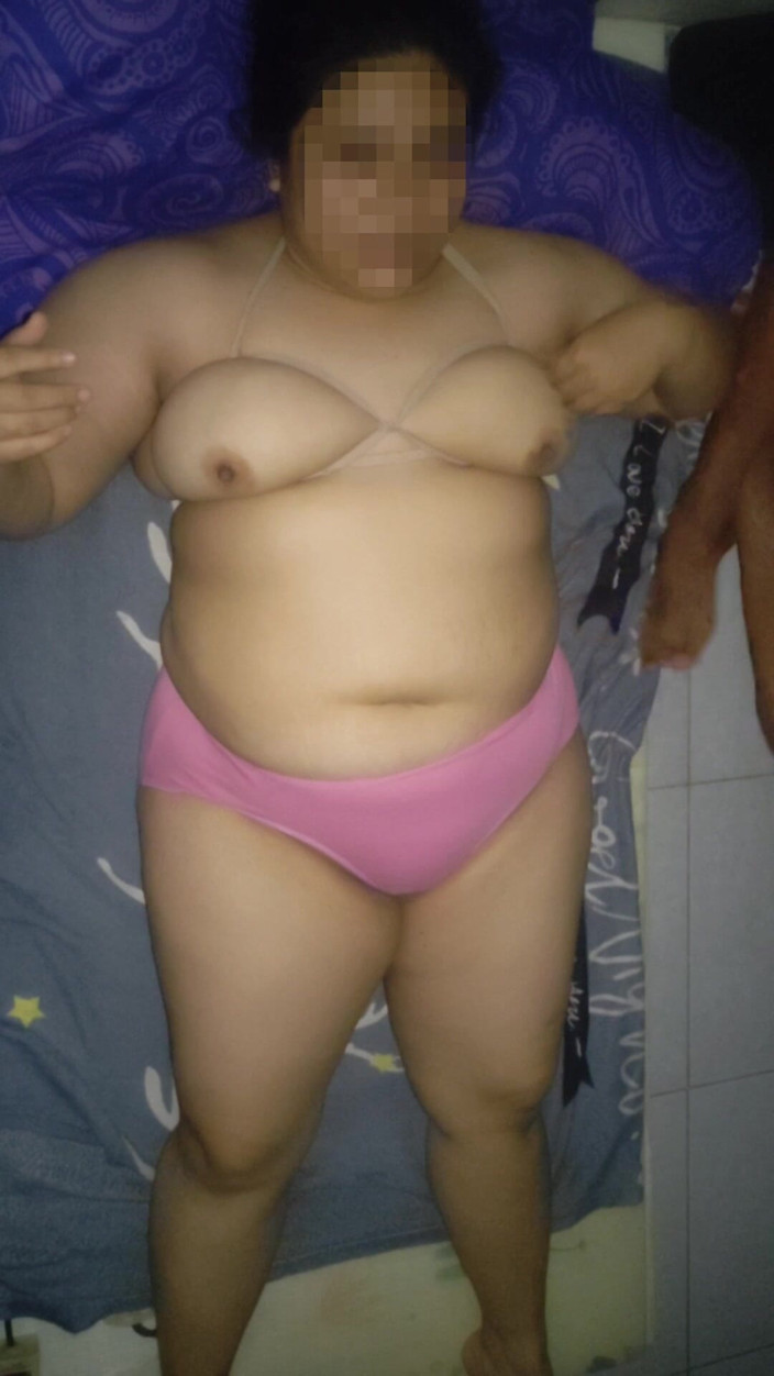 my_wife_chubby: Knullar styvmor bystiga bröst