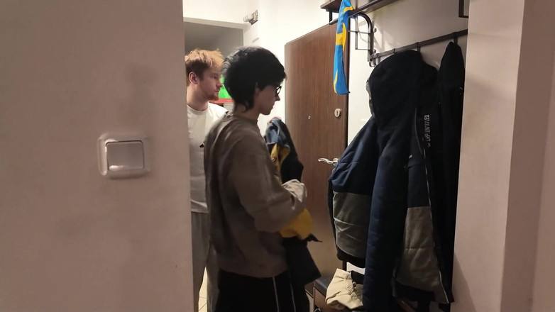 RedCatVideos: Narazil do mého auta, neměl finance, tak nabídl něco jiného!