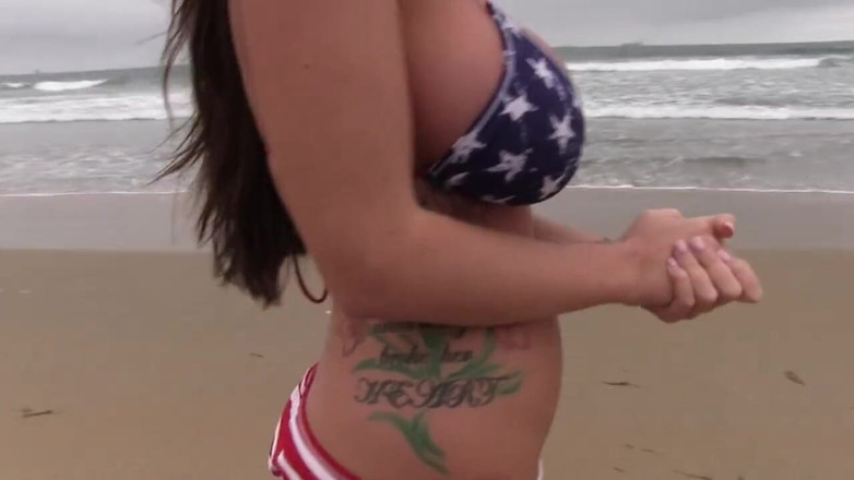 Milf X: Milf gostosa precisa ser fodida por um pau enorme ...
