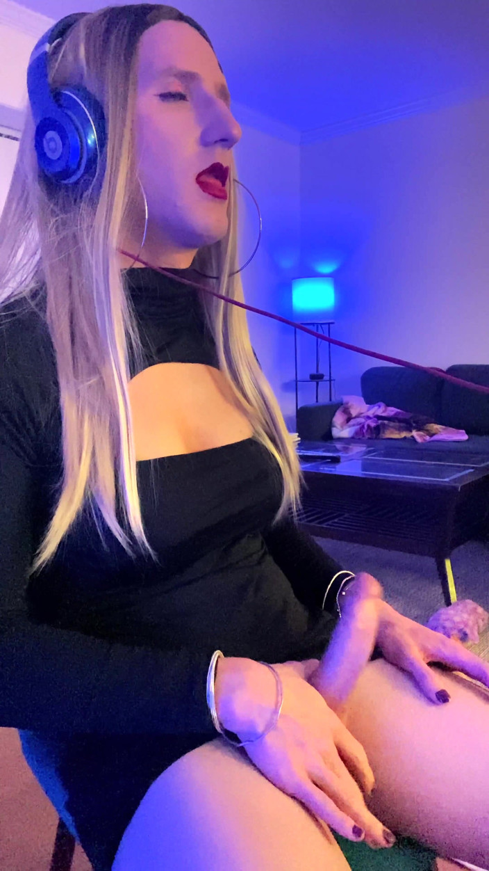 Sissy Bailey Wilde: Femboy Freedom Masturbando compilação