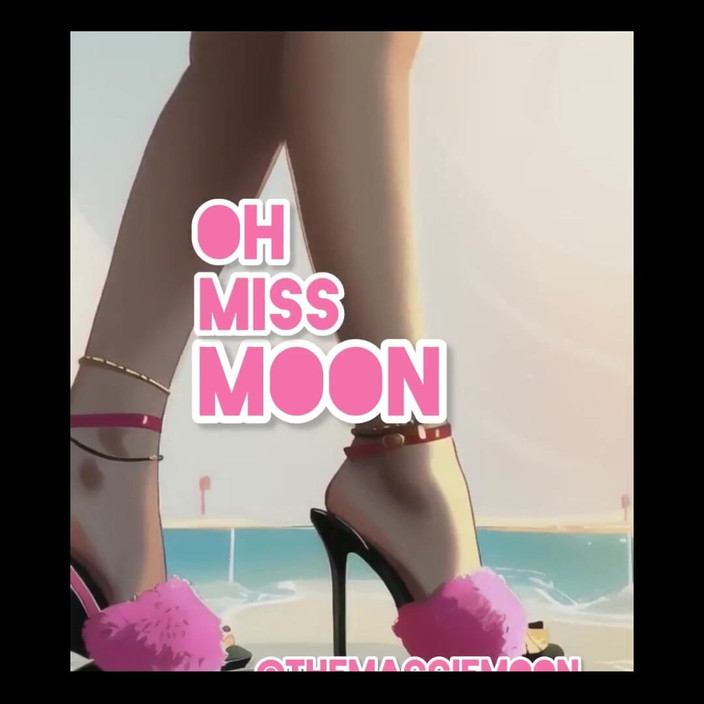 Maggie Moon: Closeup na buceta molhada