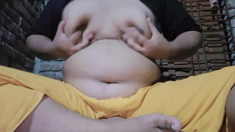 sufeia4372: ลูกพี่ลูกน้องสาวมีอาการคัน! ไม่มีใครที่จะข่วนคัน! Sexy Hot Video