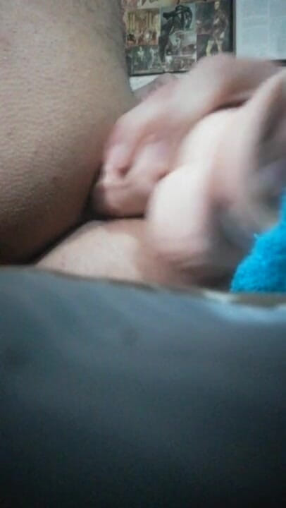 LuckyGuyLover: Polla de goma preñada