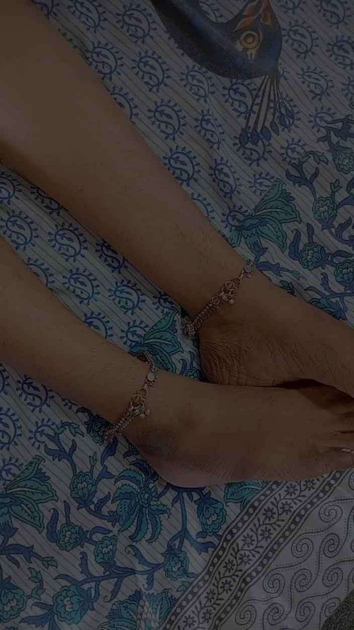 Krish meera: Tamil hot moglie Meera pussyin mutandine a colori neri