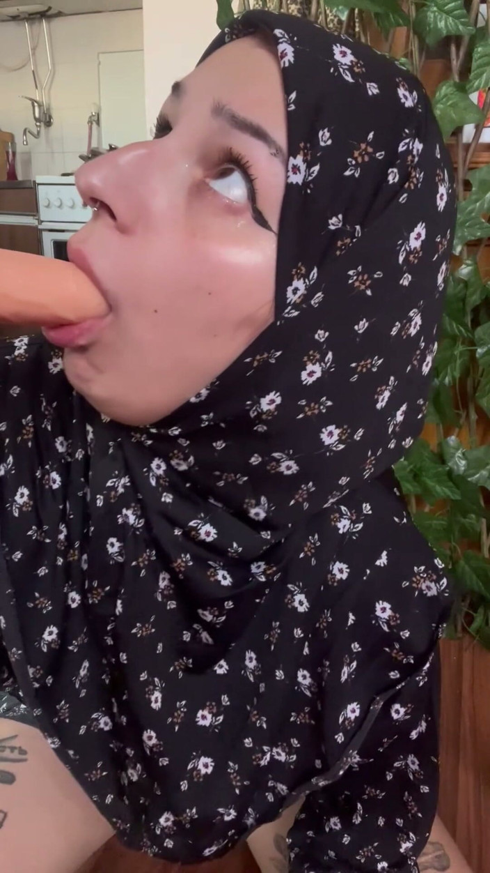lanalovacutie: Muslim Riding You