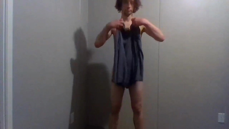 LilTaste: Dressing and Undressing: Long Sleeve