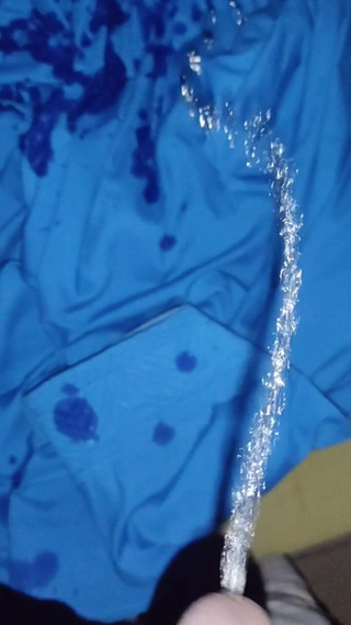 Satin And Silky: 缎丝撒尿色情 - 在更衣室里尿在护士西装萨尔瓦 （54）