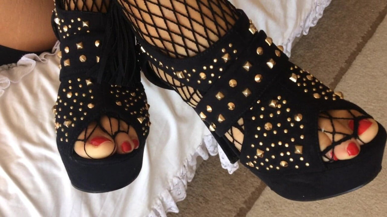 Christina Ventura: Панчіх