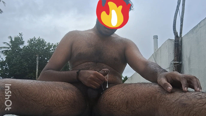 Mallu Man Nude Masturbation in Rain (Mayank perv) Mallu Man Nude Masturbation in Rain (Mayank perv)