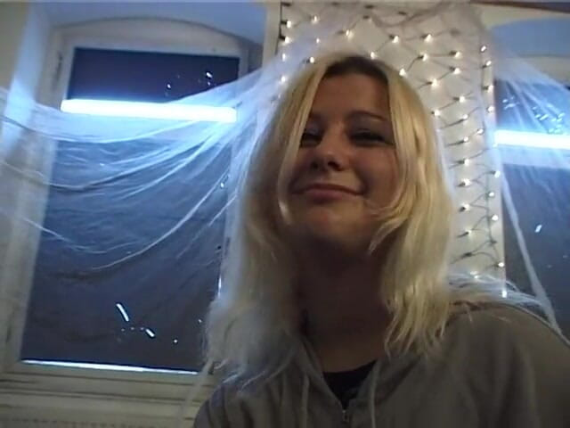 German Classic Porn videos: Hot blonde teen trys the movie business