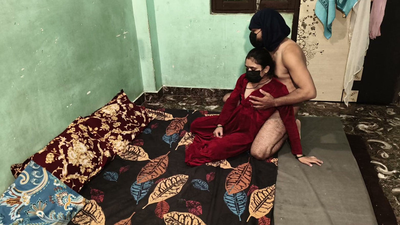 yongboy1: 印度德西女孩高潮硬操逼视频拼贴女友狗式高潮硬性爱视频