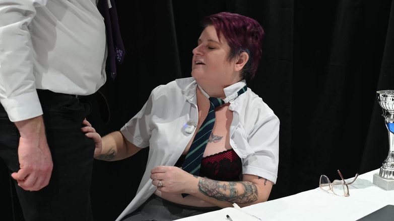 The Izars: Nauczyciele brudna dziwka: organizm v orgazm